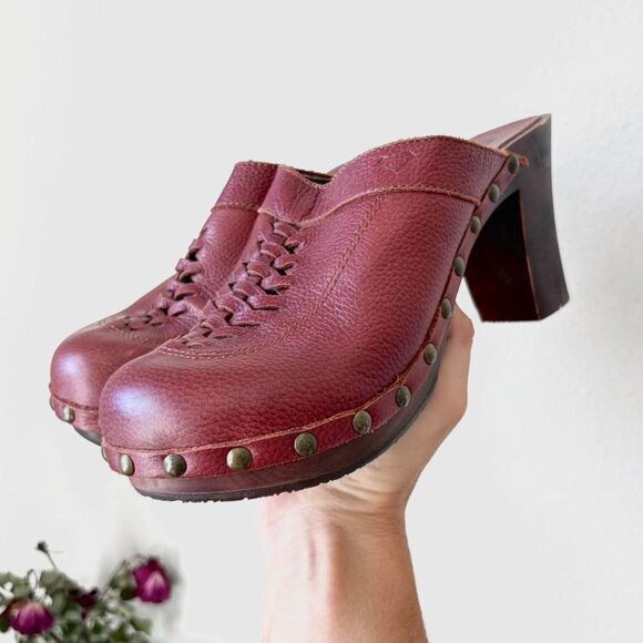 ROXY Reddish Brown Leather Clogs Wooden Heels Mules Women's 8.5 - Picture 1 of 5